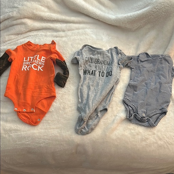 Assorted Baby Clothing Set size 12 months - Picture 4 of 6